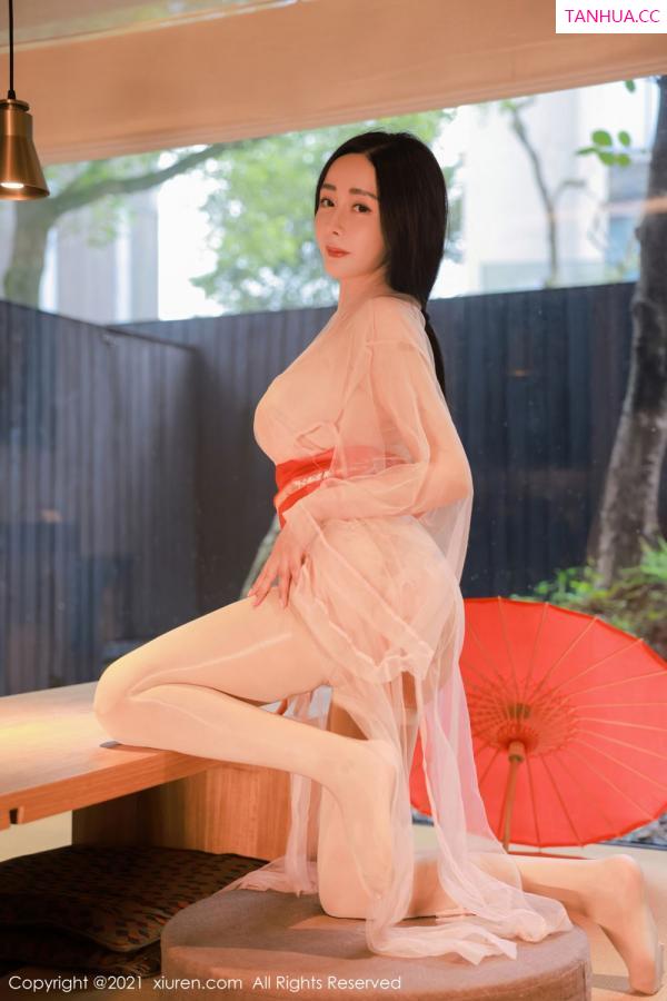 允薾  [XiuRen]高清写真图 2021.09.27 No.4002 允薾第39张图片